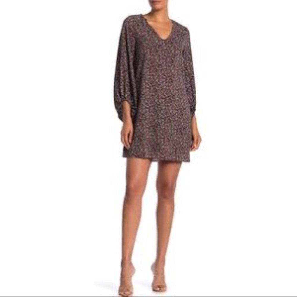 The Vanity Room Dress Boho Black Red Floral  V Neck Long Sleeve Size M